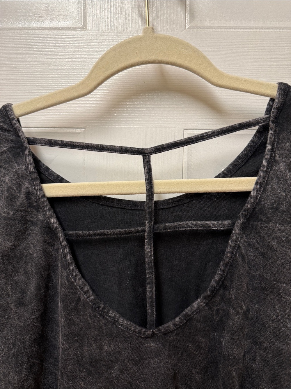 Torrid Her Universe Marvel Black Widow Mineral Wash Tee - Picture 5 of 5